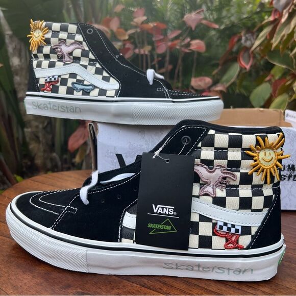 Vans Skateistan Sk8-Hi checkerboard NEW Men’s 11 - Picture 2 of 9